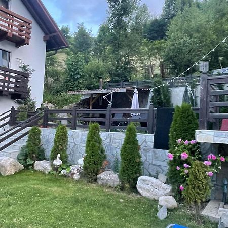 Casa Maria Moieciu C Hotell Moeciu De Sus Exteriör bild